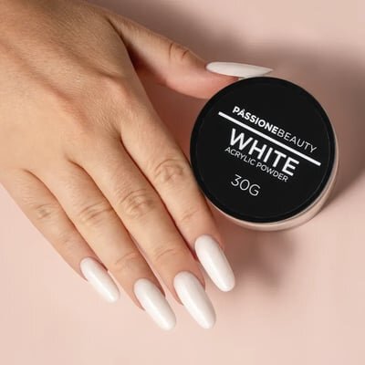 ricostruzione acrilico unghie